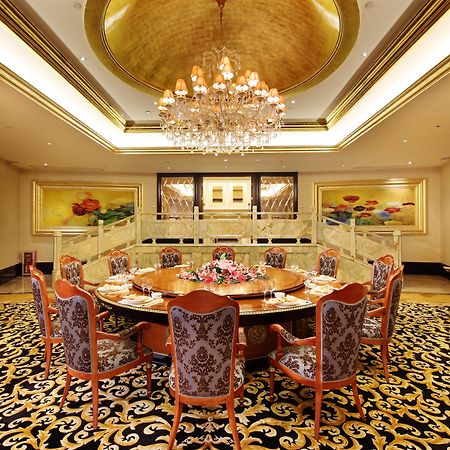 Royal Mediterranean Hotel Guangzhou Buitenkant foto