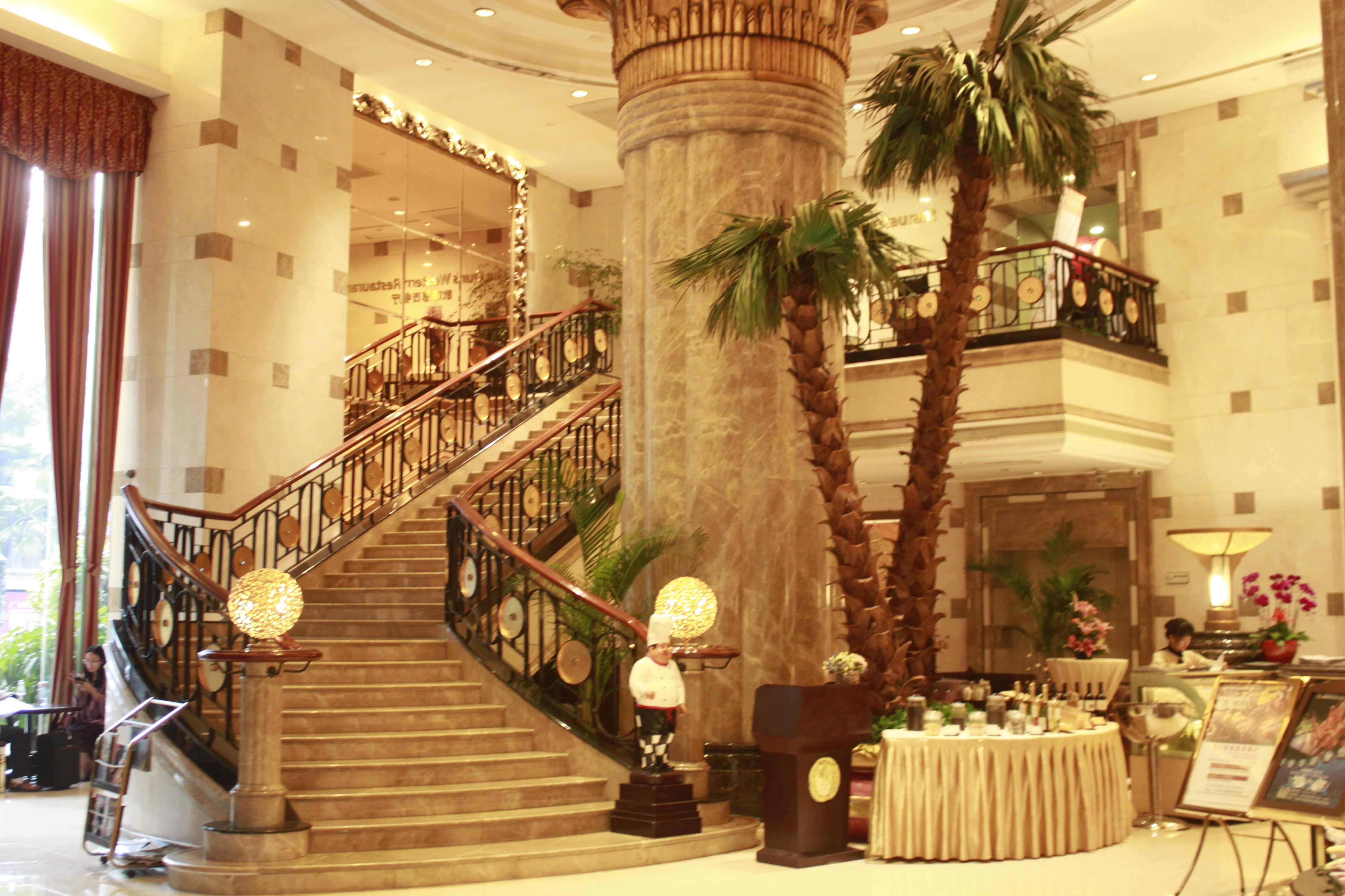 Royal Mediterranean Hotel Guangzhou Buitenkant foto
