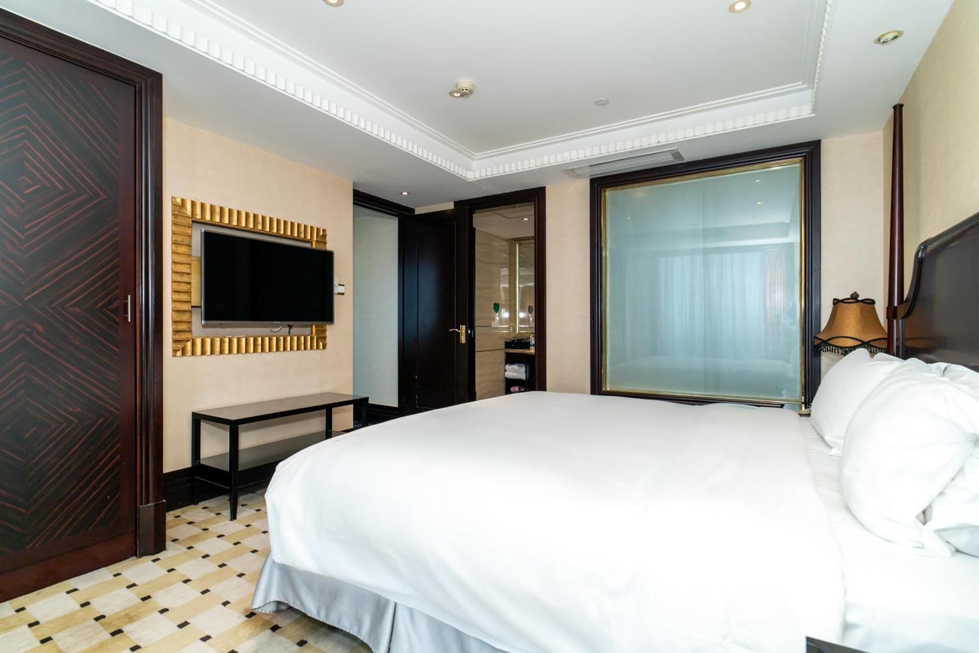 Royal Mediterranean Hotel Guangzhou Buitenkant foto