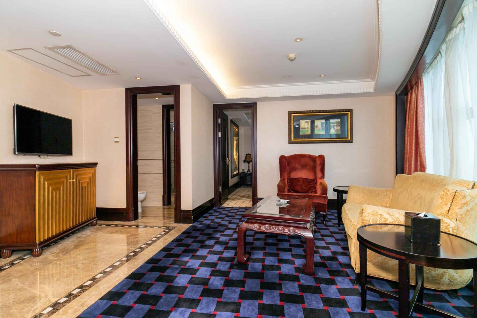 Royal Mediterranean Hotel Guangzhou Buitenkant foto