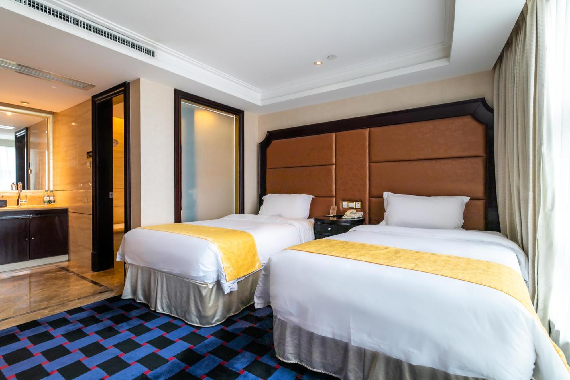 Royal Mediterranean Hotel Guangzhou Buitenkant foto