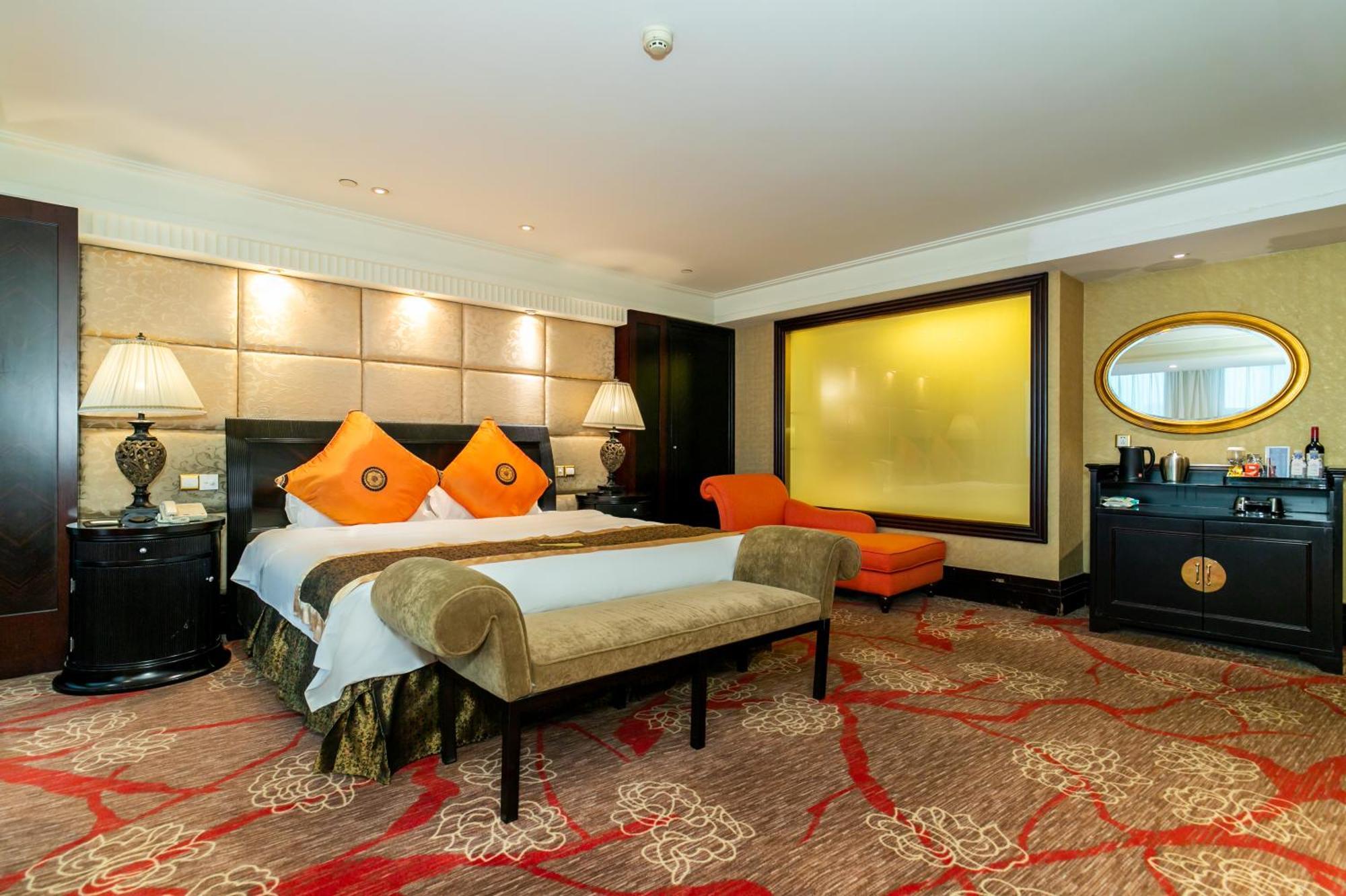Royal Mediterranean Hotel Guangzhou Buitenkant foto