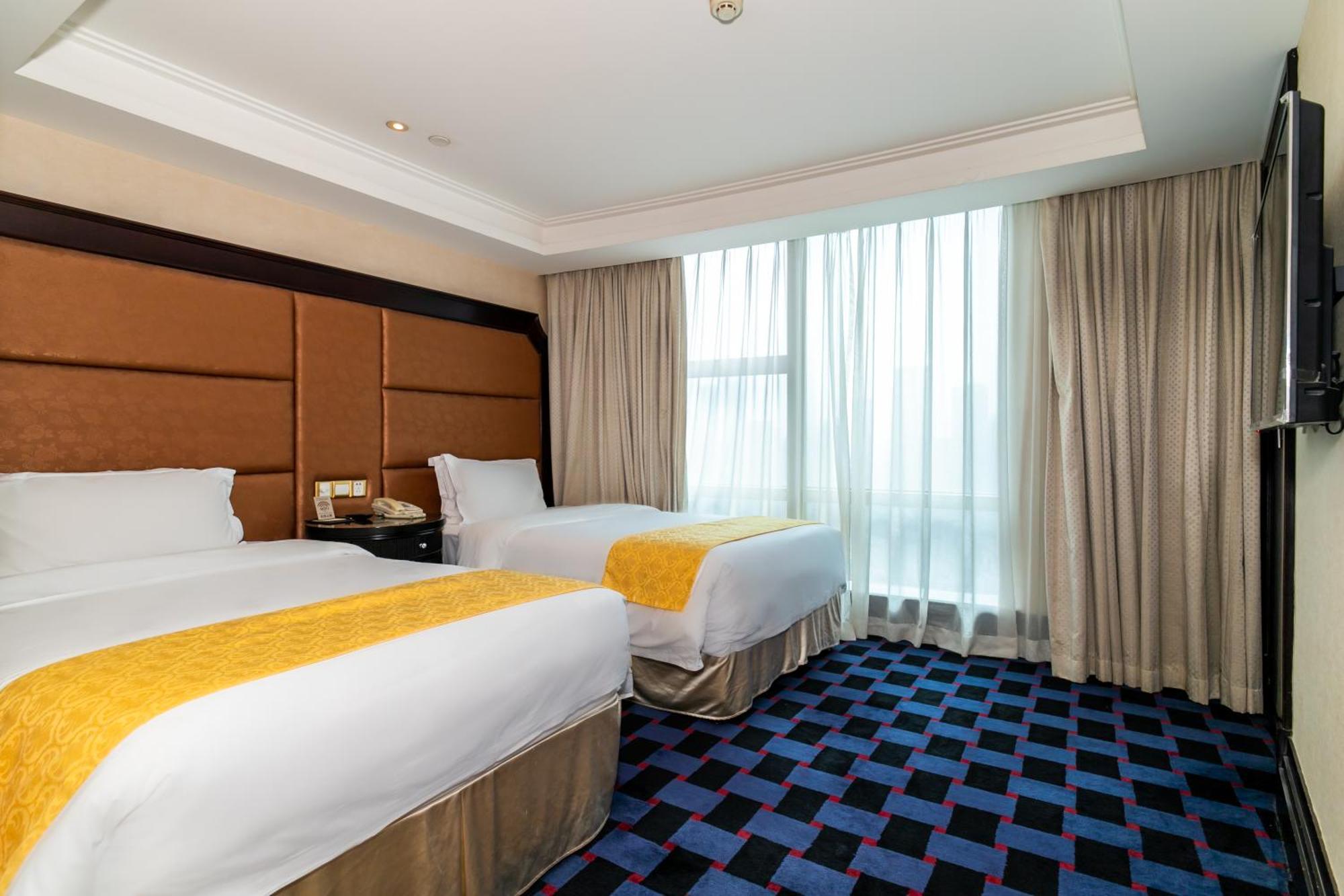 Royal Mediterranean Hotel Guangzhou Buitenkant foto