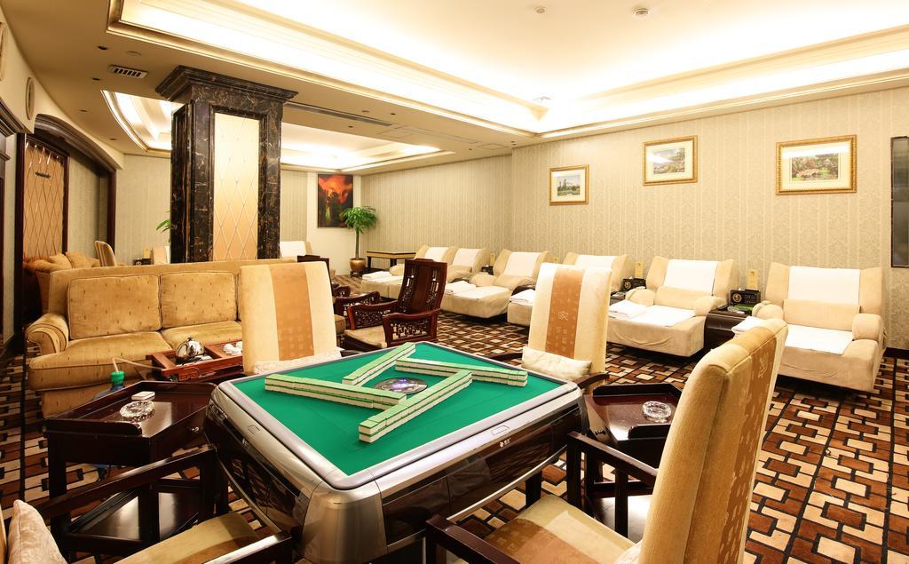 Royal Mediterranean Hotel Guangzhou Buitenkant foto